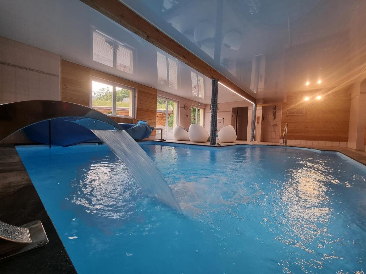 Logis Hotel Restaurant De La Poste Et Spa De Montagne Le Bonhomme Dış mekan fotoğraf