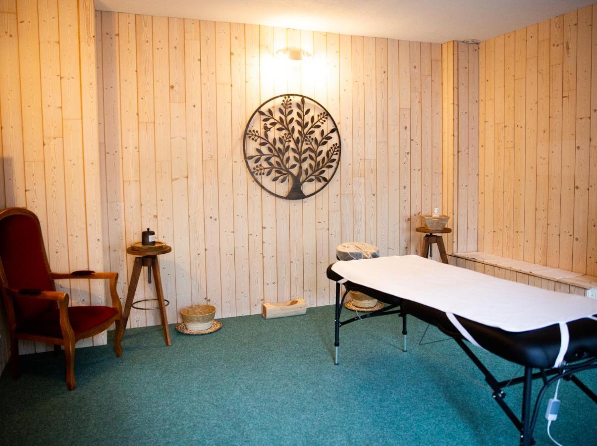 Logis Hotel Restaurant De La Poste Et Spa De Montagne Le Bonhomme Dış mekan fotoğraf