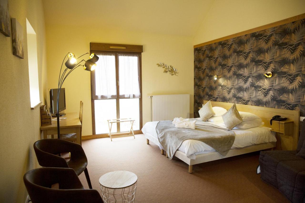 Logis Hotel Restaurant De La Poste Et Spa De Montagne Le Bonhomme Oda fotoğraf